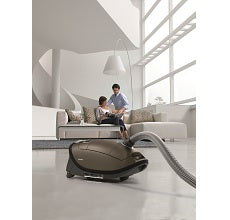 Miele Complete C3 Brilliant PowerLine - SGPE0 Canister Vacuum